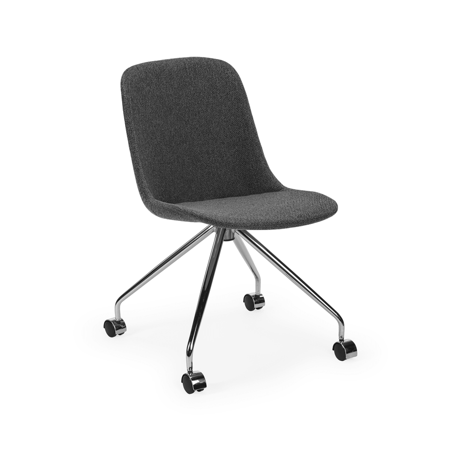 Shell-O Pad Upholstered Chair