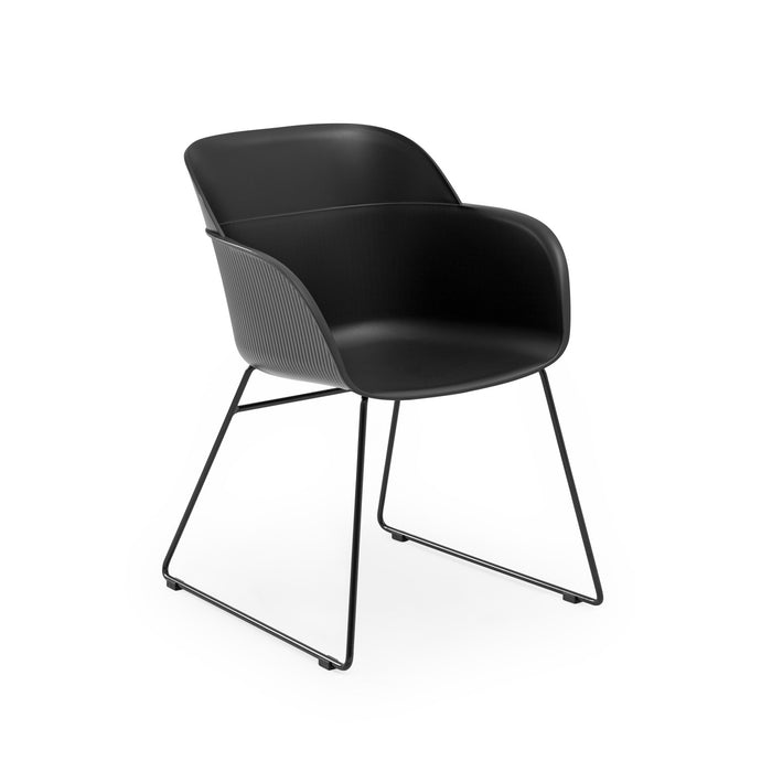Shell-U Armchair