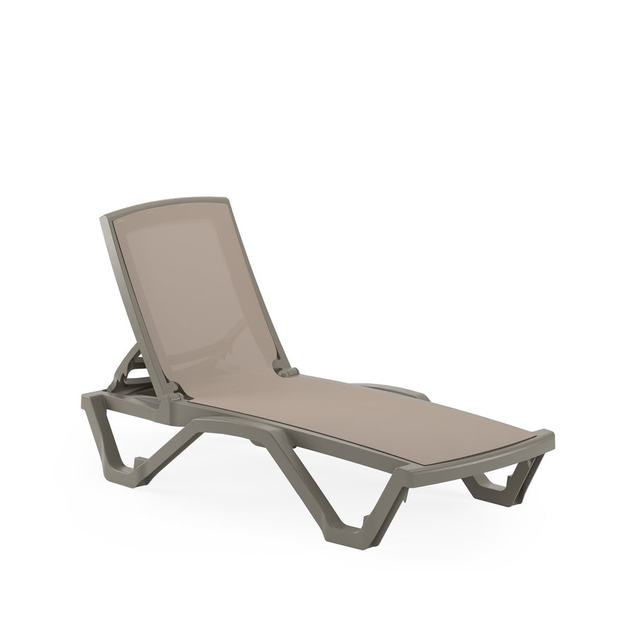 LINEN 711