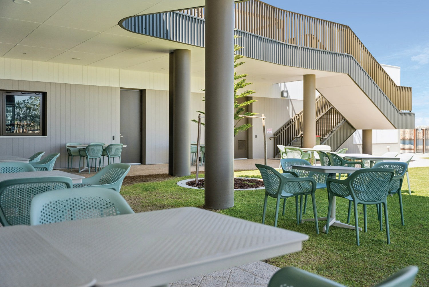 Ocean Reef — waterfront courtyard, Perth